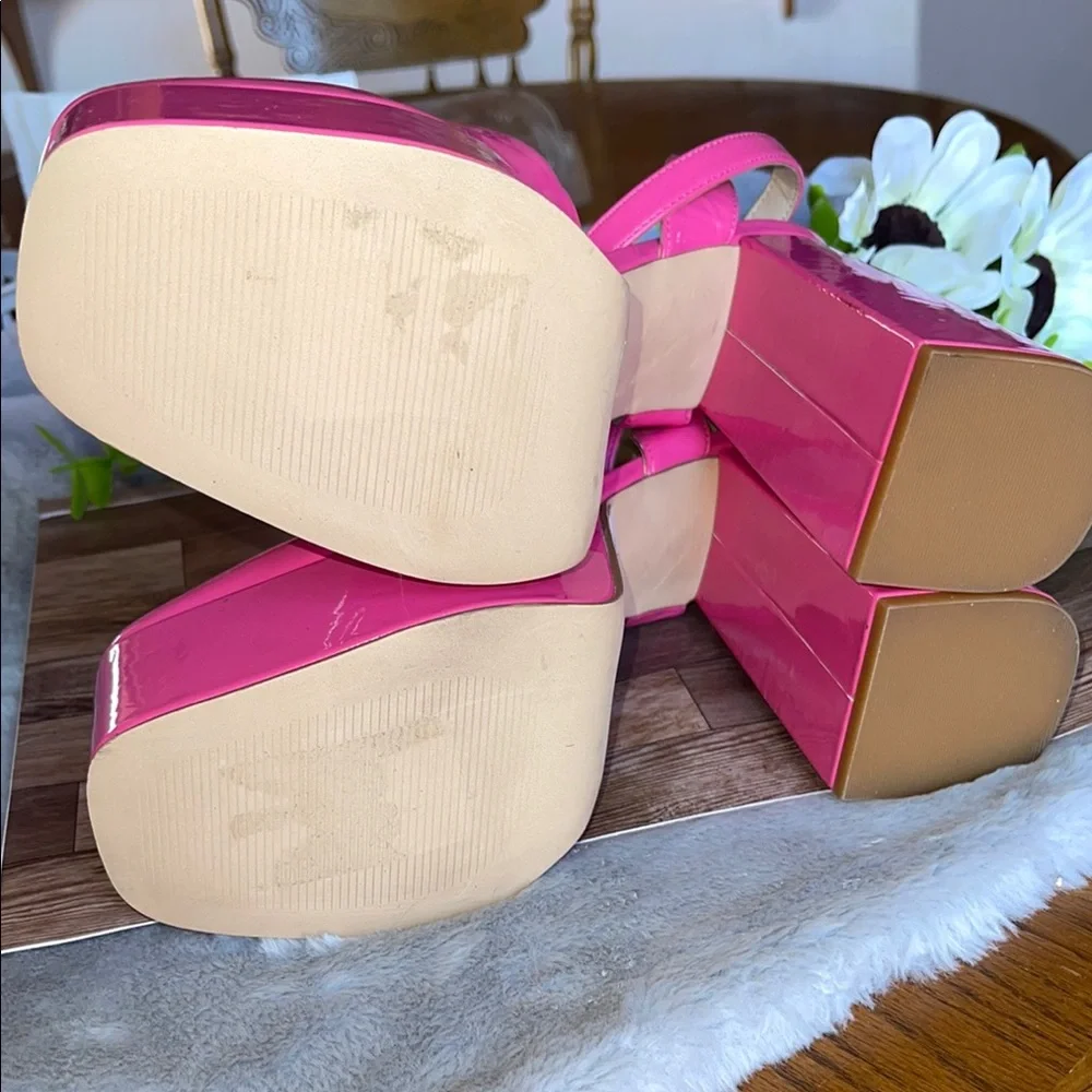 bp Pink Platform Shoes with Glossy Finish and Ankle Strap - Picture 6 of 7